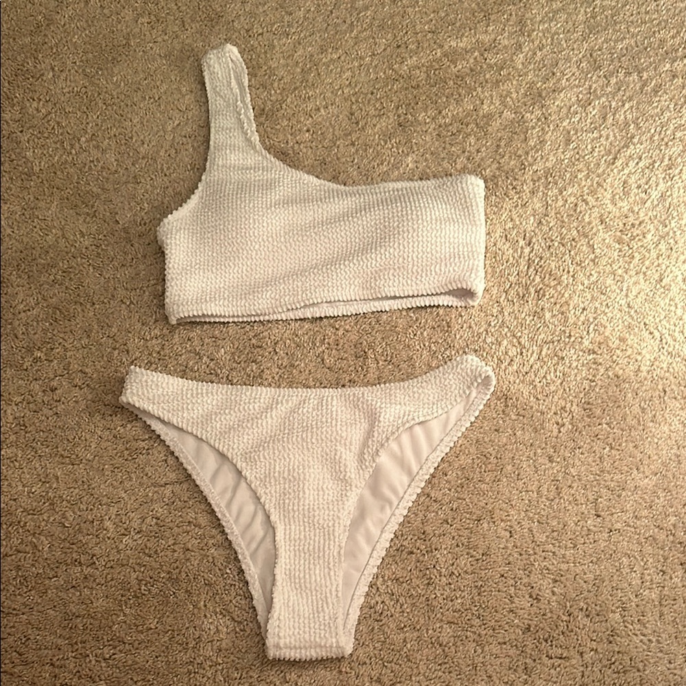 White One-Shoulder Bikini Set